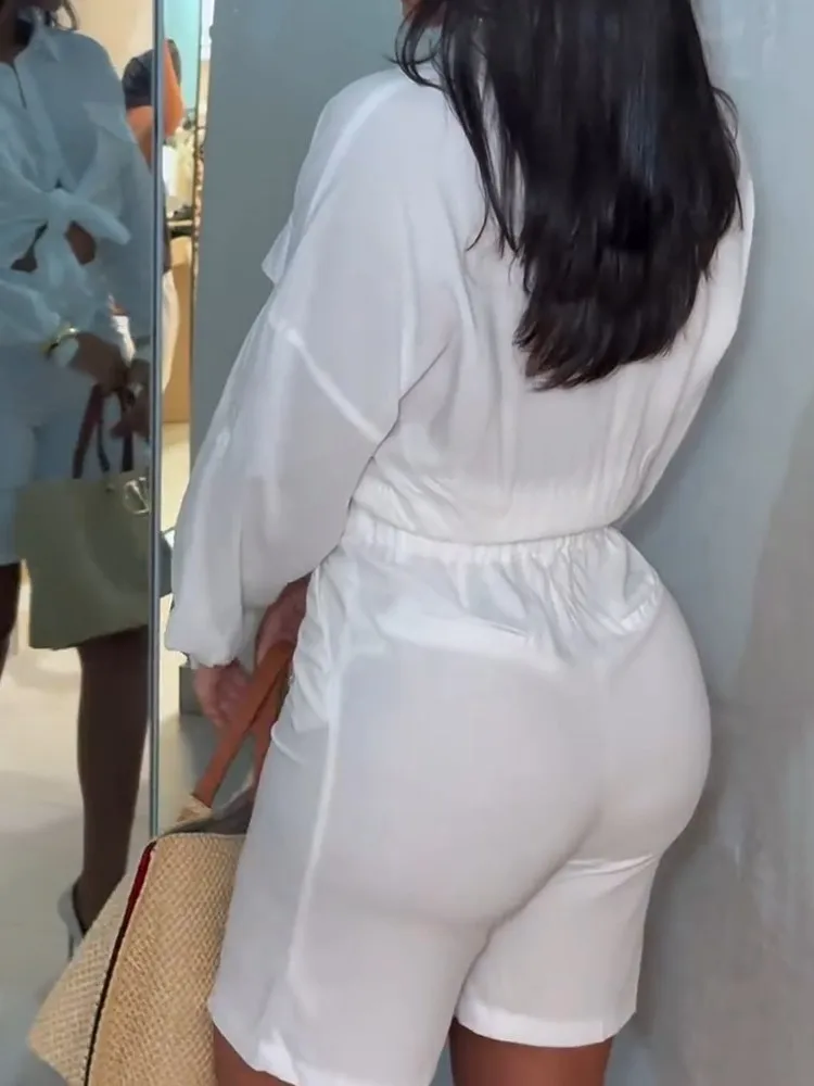 ฤดูใบไม้ผลิฤดูร้อนใหม่ผู้หญิงอารมณ์สง่างามกางเกงขาสั้นชุดสีทึบหลวมเสื้อแขนยาวกางเกงขาสั้นเอวสูง 2 ชิ้นชุด