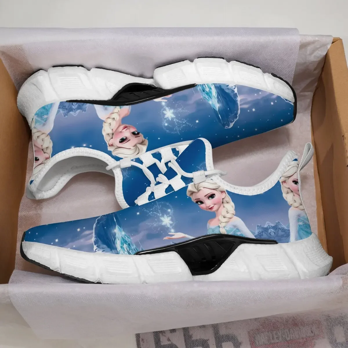 

Обувь для родителей и детей по индивидуальному заказу. Туфли на плоской подошве с нишевым принтом и узором «Холодное сердце» и повседневная спортивная обувь на плоской подошве со шнуровкой Диснея.