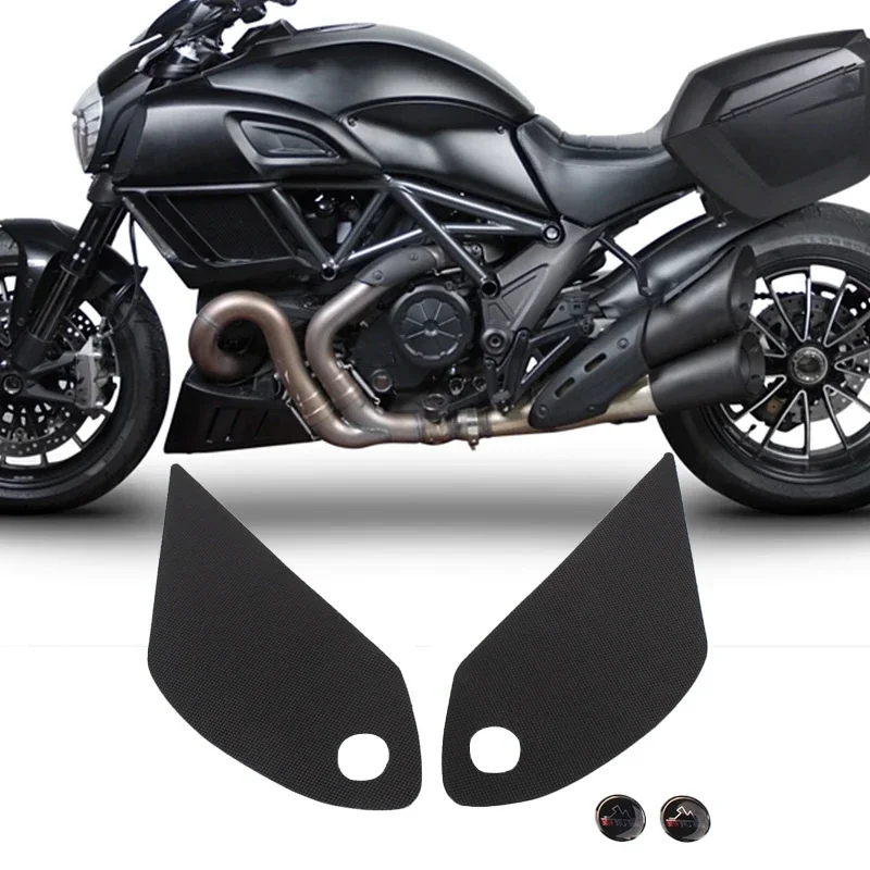 

For Ducati Diavel1200 Diavel 1200 821 2011-2018 Motorcycle Stickers AntiSlip Tank Traction Pad Fuel Grip Side Decal