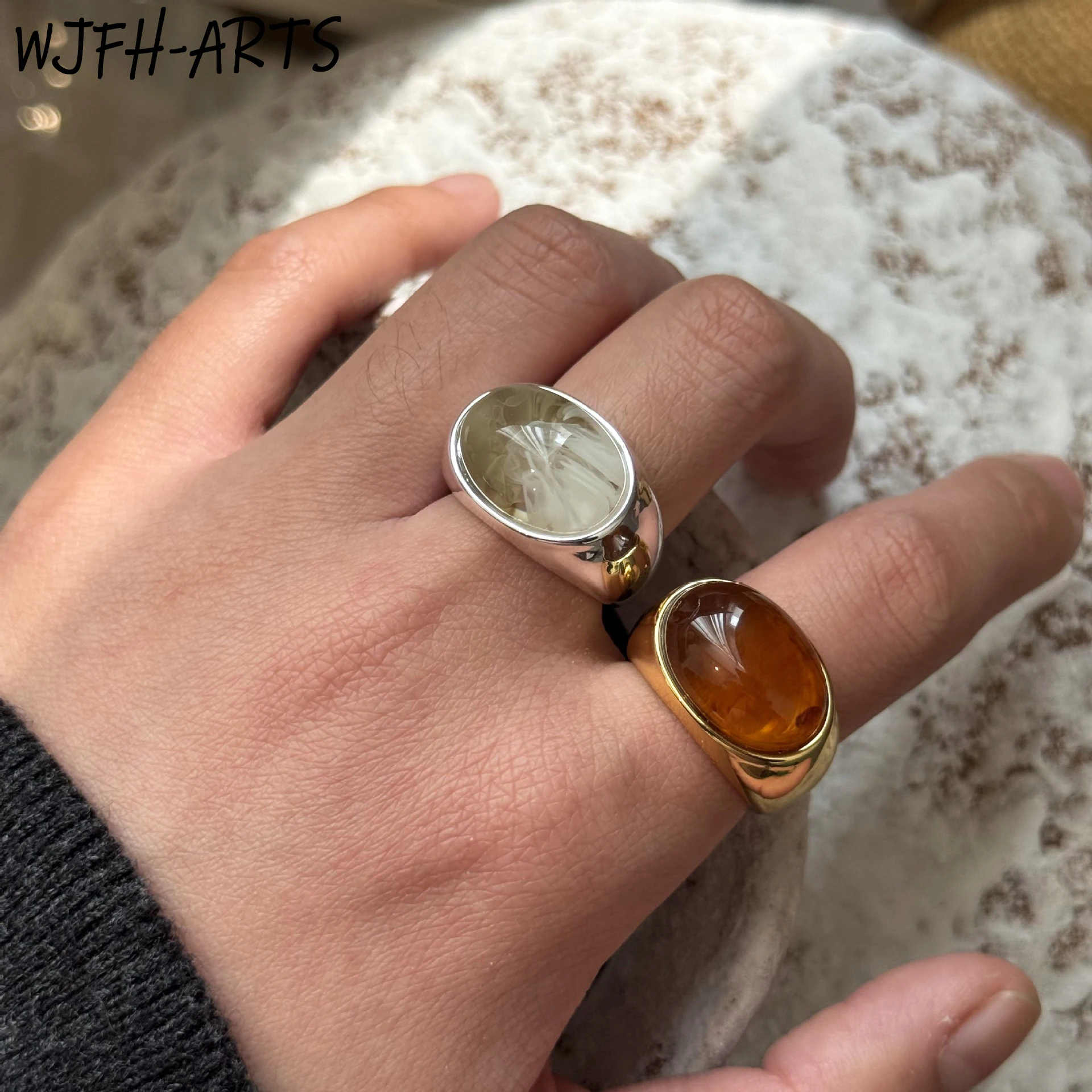 WJFH-ARTS Advanced Resin Dyeing Rugby Shape Open Ring For Women Stable Temperament Rings Party Jewelry Gift Wholesale кольцо