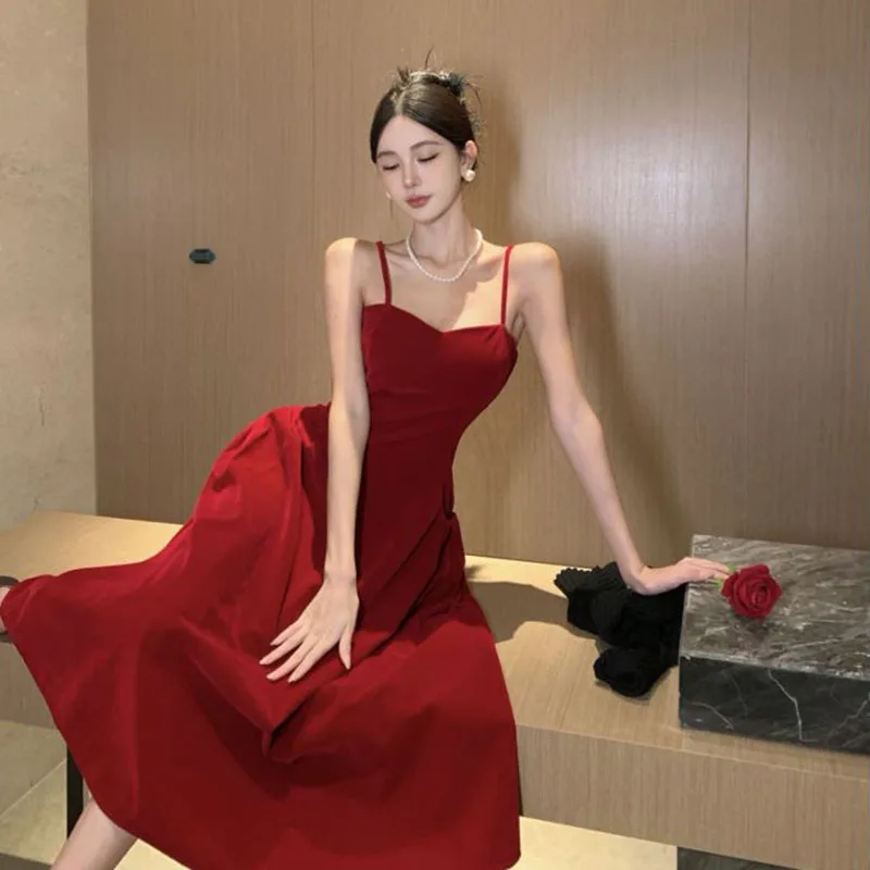 

Jmprs Vintage Velvet Spaghetti Strap Dress Women Elegant Party Sexy Slim Skirt French Autumn Winter High Waist Bottom Dress