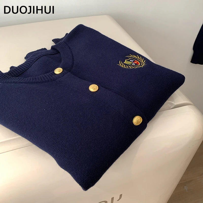 DUOJIHUI Autumn Fashion Sweater Knitted Female Cardigan Sweet Preppy Style Loose Classic Chic Embroidery Simple Women\'s Cardigan