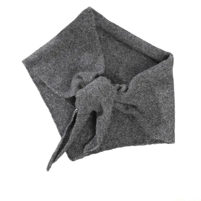 

31BF Practical Soft Triangular Shawl Lightweight Moisture Resistant And Easy Care For Winter Season Versatility