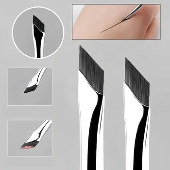 Ultra-Thin Blade Eyeliner Brush 1