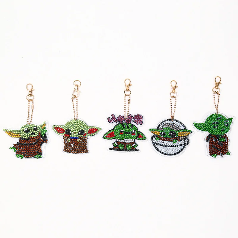 Hot Selling Master Yoda Rhinestone Studded Keychain DIY Bag Pendant Decorative Charm Souvenirs Kids Gift Cartoon