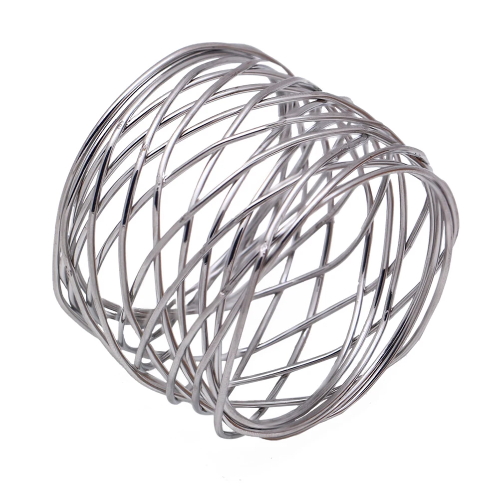 

Silver Mesh Barrel Shaped Napkin Rings Hollow Holder for Restaurant Banquet Elegant Bling Wedding Festive