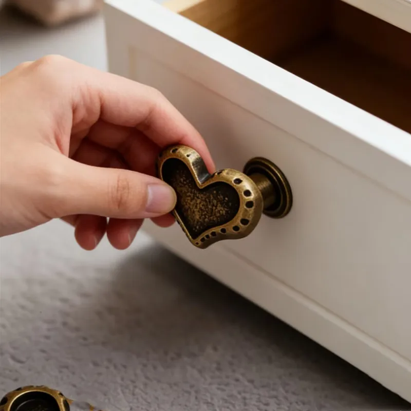 2PC Antique Bronze Cabinet Knobs Decorative Drawer Pulls Dresser Wardrobe Cupboard Door Knobs Furniture Hardware Vintage Handles