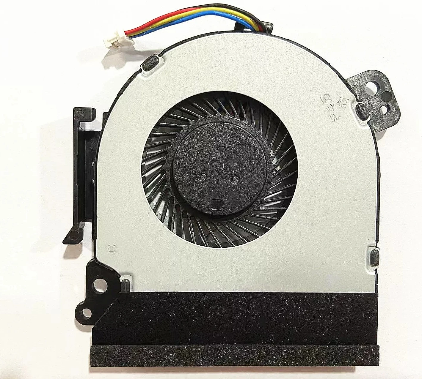 Fan for Toshiba A50-C R50-C L50-D A50-E B65