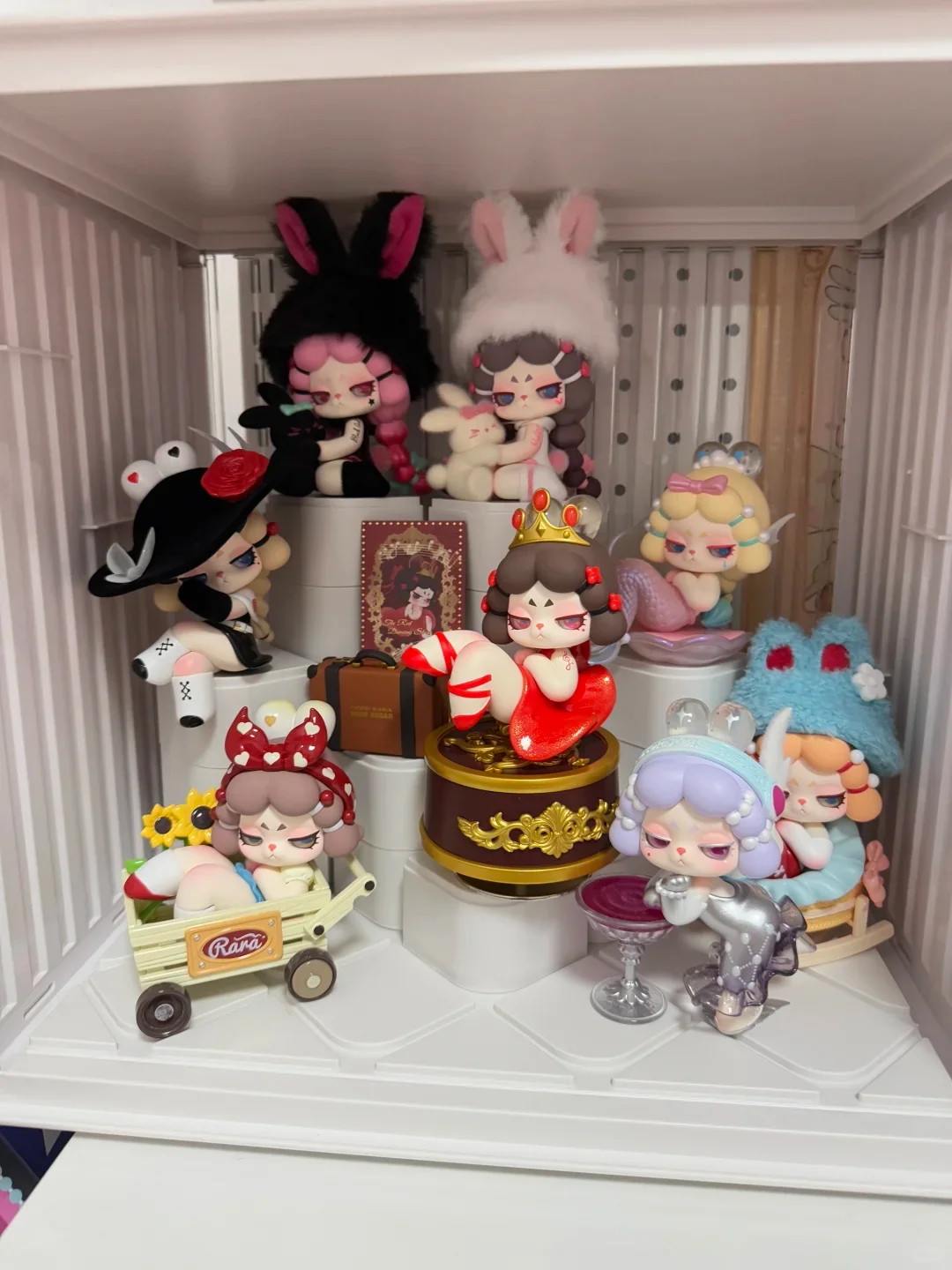 

Новые продукты в наличии Dodorara Life Protagonist Series, модная игровая слепая коробка, кукла ручной работы, игрушка, украшение для рабочего стола, подарок для женщин