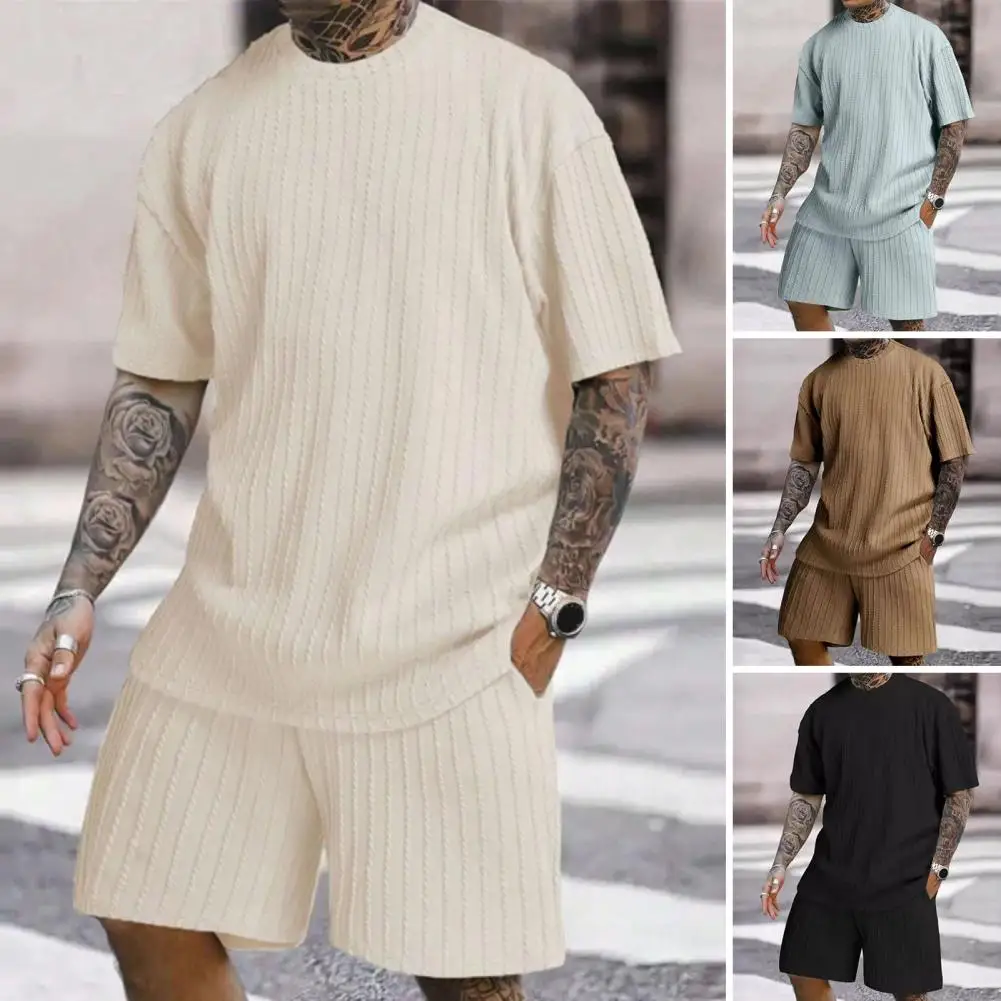 Men Sportswear Set Comfortable Sports Outfit Men's Sports Suit Set O-neck Short Sleeve T-shirt with Wide Leg Shorts Jacquard