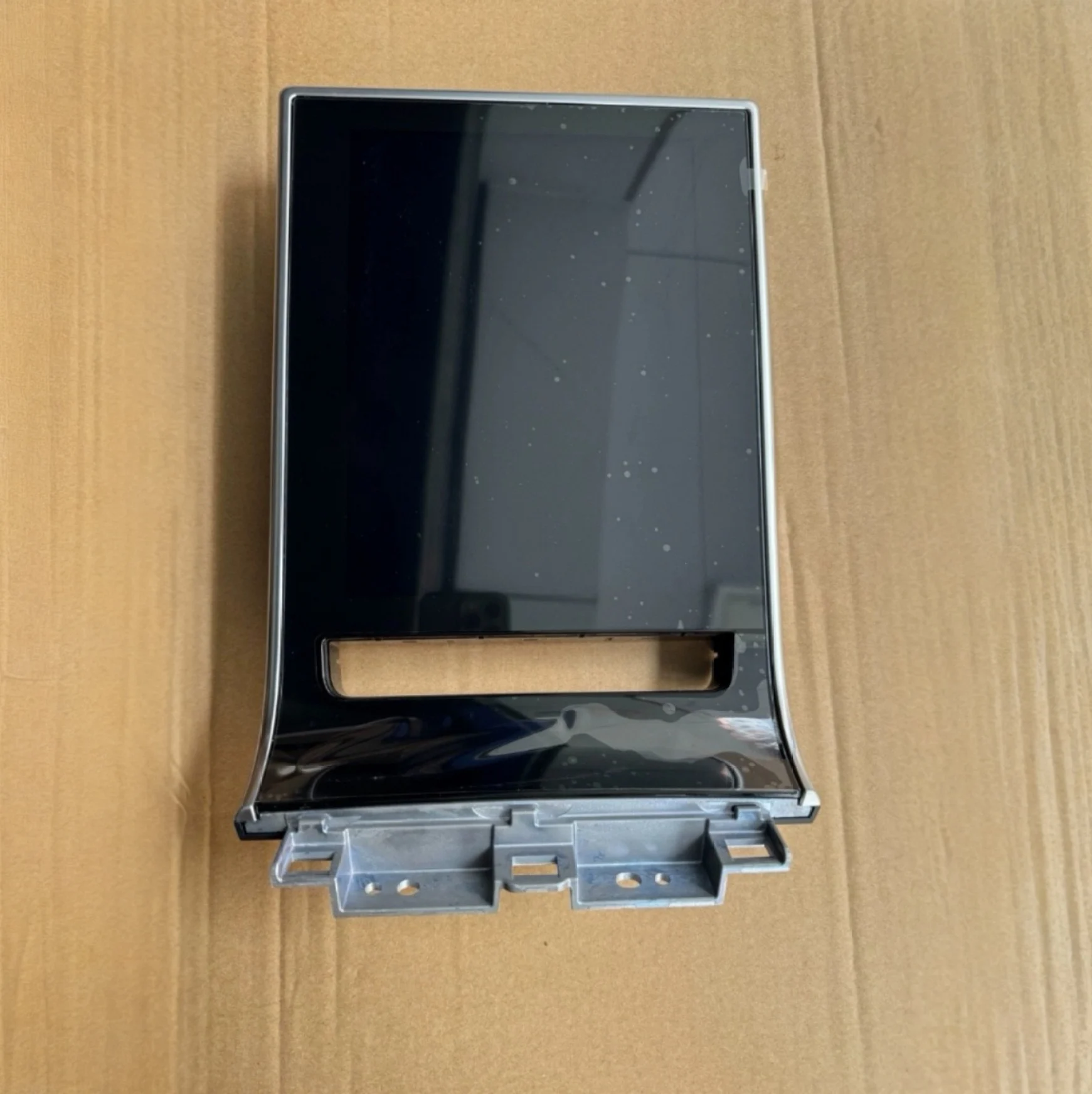 

7912110P41D0 TFT мультимедийный ЖК-экран для навигационного экрана JAC