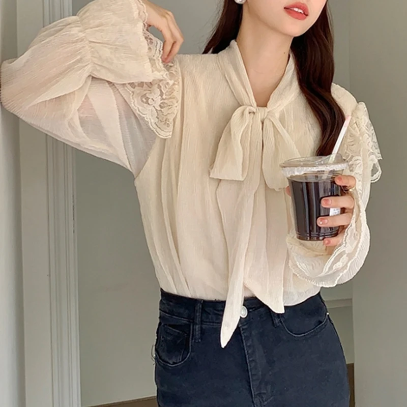 

Fashion Loose Apricot Clothes Women Elegant Long Flare Sleeve Tops French Style Sweet Bow Collar Blouse Spliced Lace Shirt 28850