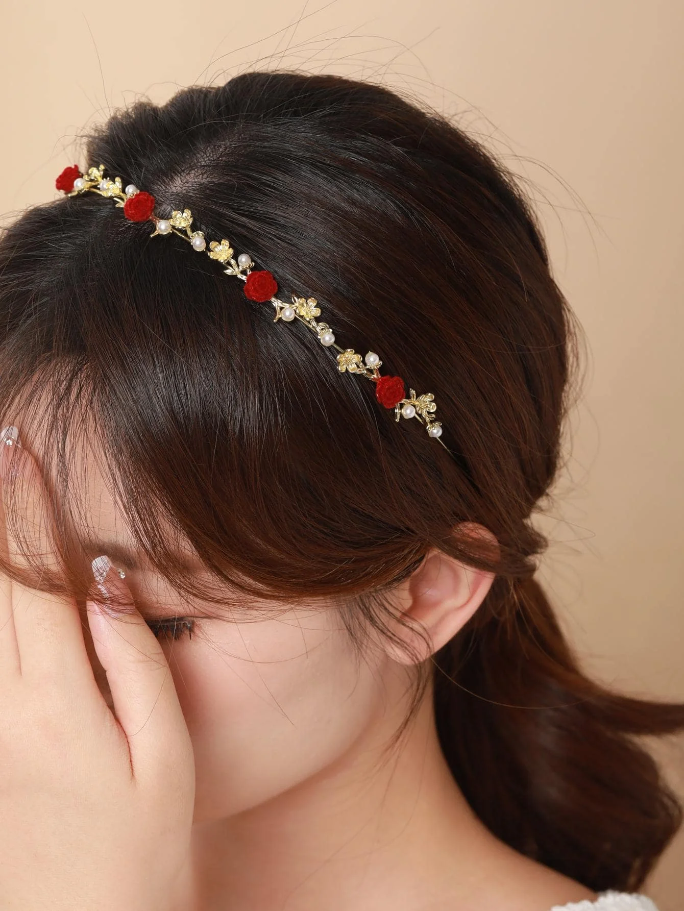 

Women Gold Skinny Headband With Faux Pearl And Red Floral Decor Boho Hair Accessory