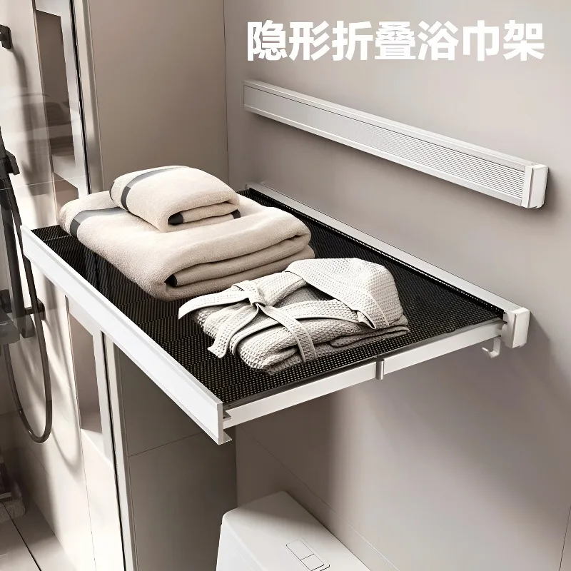 No punching, put clothes artifacts in the bathroom, towels, bath towels, invisible storage hangers