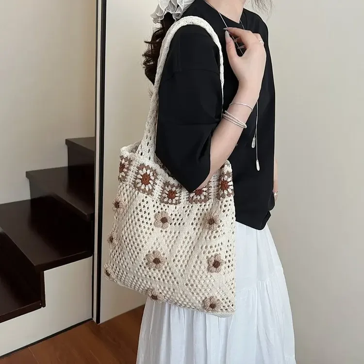 

2026 Knitted Large Capacity Casual Shoulder Bag Simple Hollow Woven Seaside Vacation Style Lazy And Relaxed Simple Design