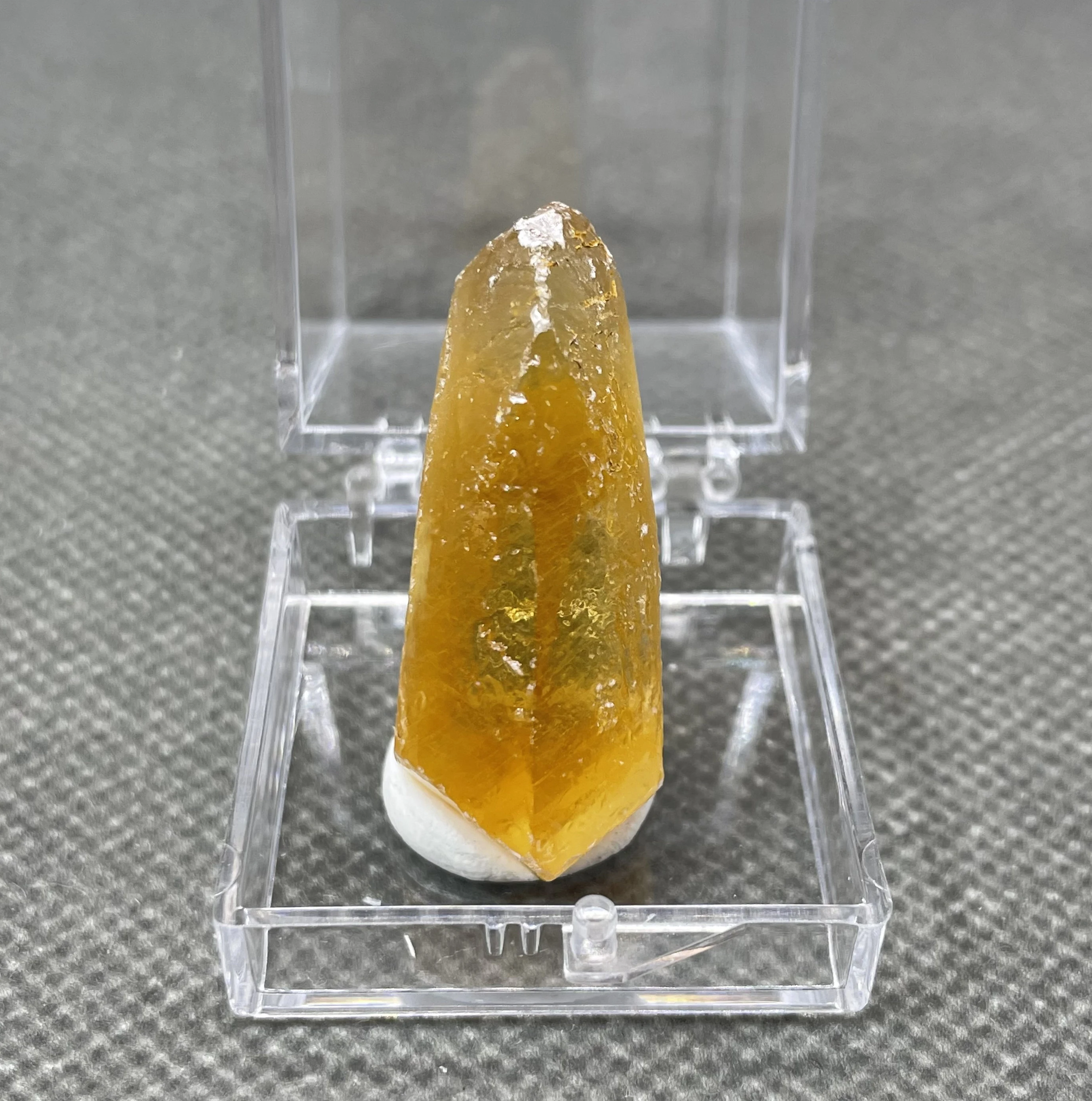 NEW! 100% natural Orange Amber Calcite mineral specimen stones and crystals healing crystals quartz gemstones + box size 3.4cm