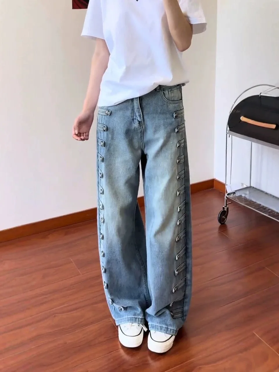 Loose Fit High Waist Wide Leg Denim Jeans Women's American Retro Napoleon Court Style Jeans Metal Buckle Design Casual Trousers