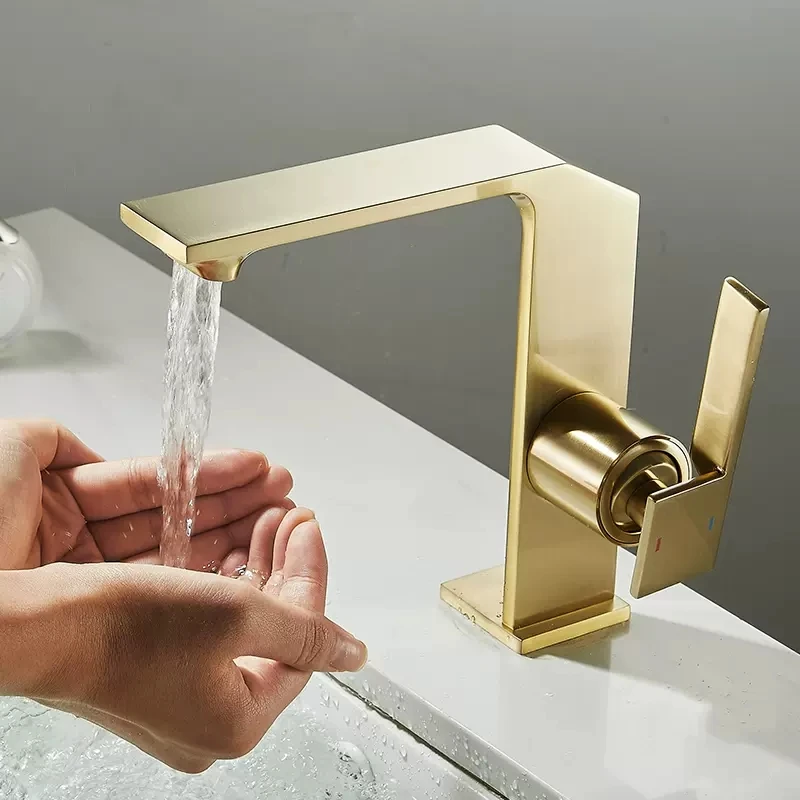 Brush Gold Faucet Bathroom Creative Hot Cold Water Mixer Crane Deck Mounted Single Hole Bath Tap Basin Mixer Brass New Arrival