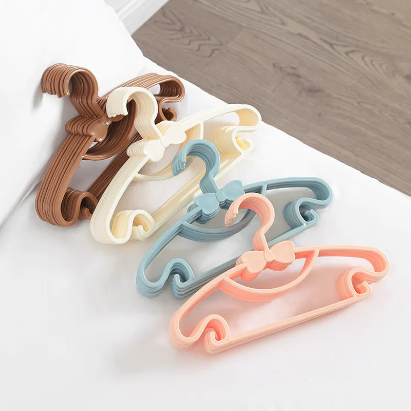 5/3/1Pcs Children Clothes Hanger Baby Clothing Organizer Display Hangers Plastic Kids Coats Windproof Holder Rack Closet Storage