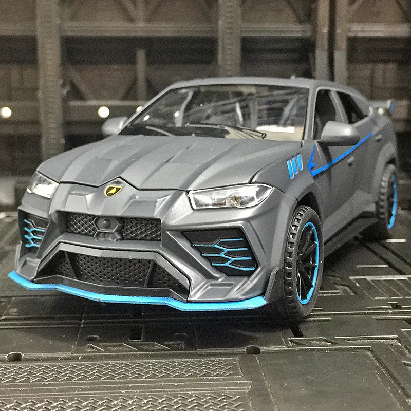 1:32 Lamborghini URUS simulazione di auto sportive pressofuso in lega di metallo modello di auto Sound Light Pull Back Collection regali giocattolo