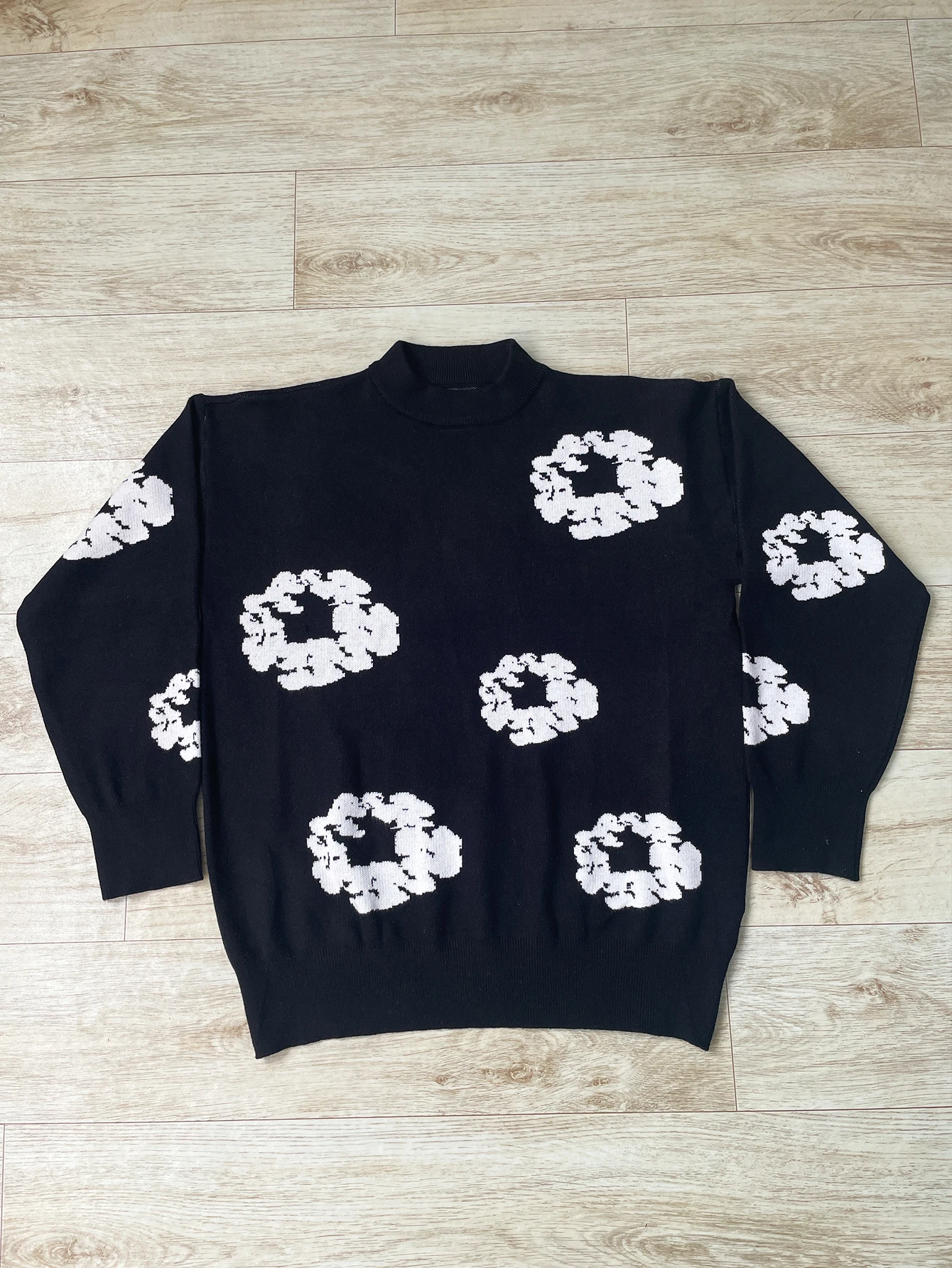 

Новый популярный осенне-зимний пуловер с мультяшным цветочным узором, свитер, повседневный вязаный мужской и женский пуловер с круглым вырезом