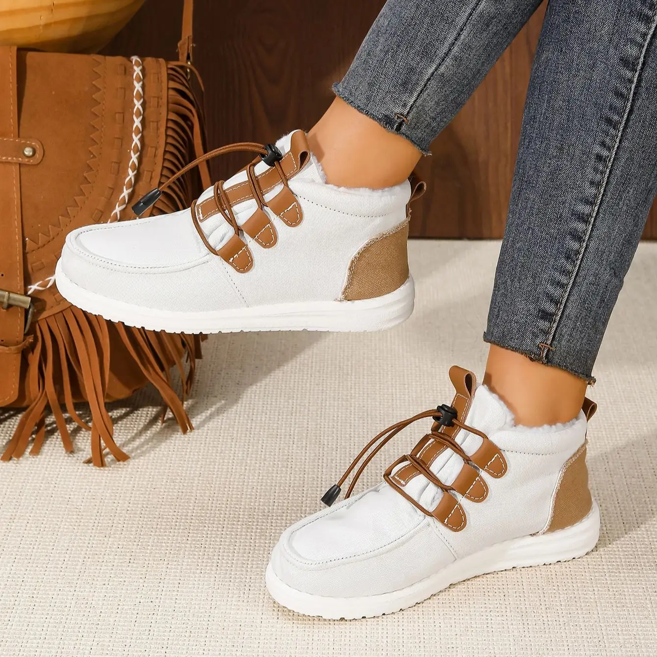 

Молодые дамы, осенне-зимние модные новые белые повседневные зимние ботинки с высоким берцем, студенческие слипоны, удобные и теплые модные лоферы на шнуровке с круглым носком, кроссовки