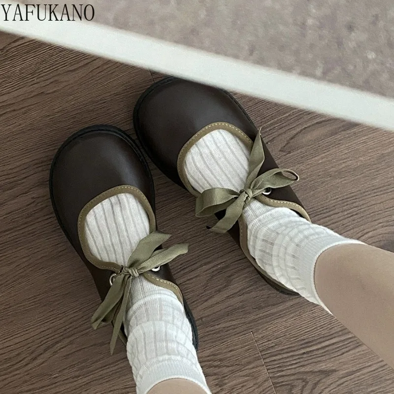 French Shallow Mouth Brown Round Head Flat Bottom Single Shoes Women Vintage Mary Jane Shoes Lace-up Casual Student Shoes