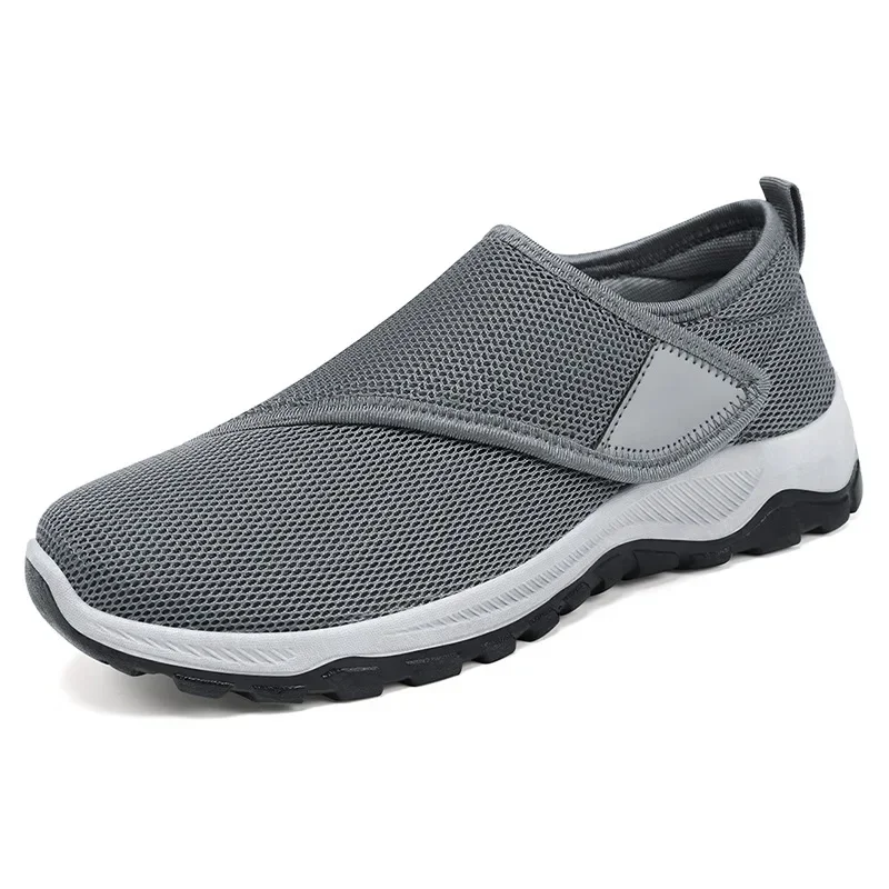 Sapato de malha casual respirável masculino, sapato único passo em velcro, versátil e confortável, novo, outono