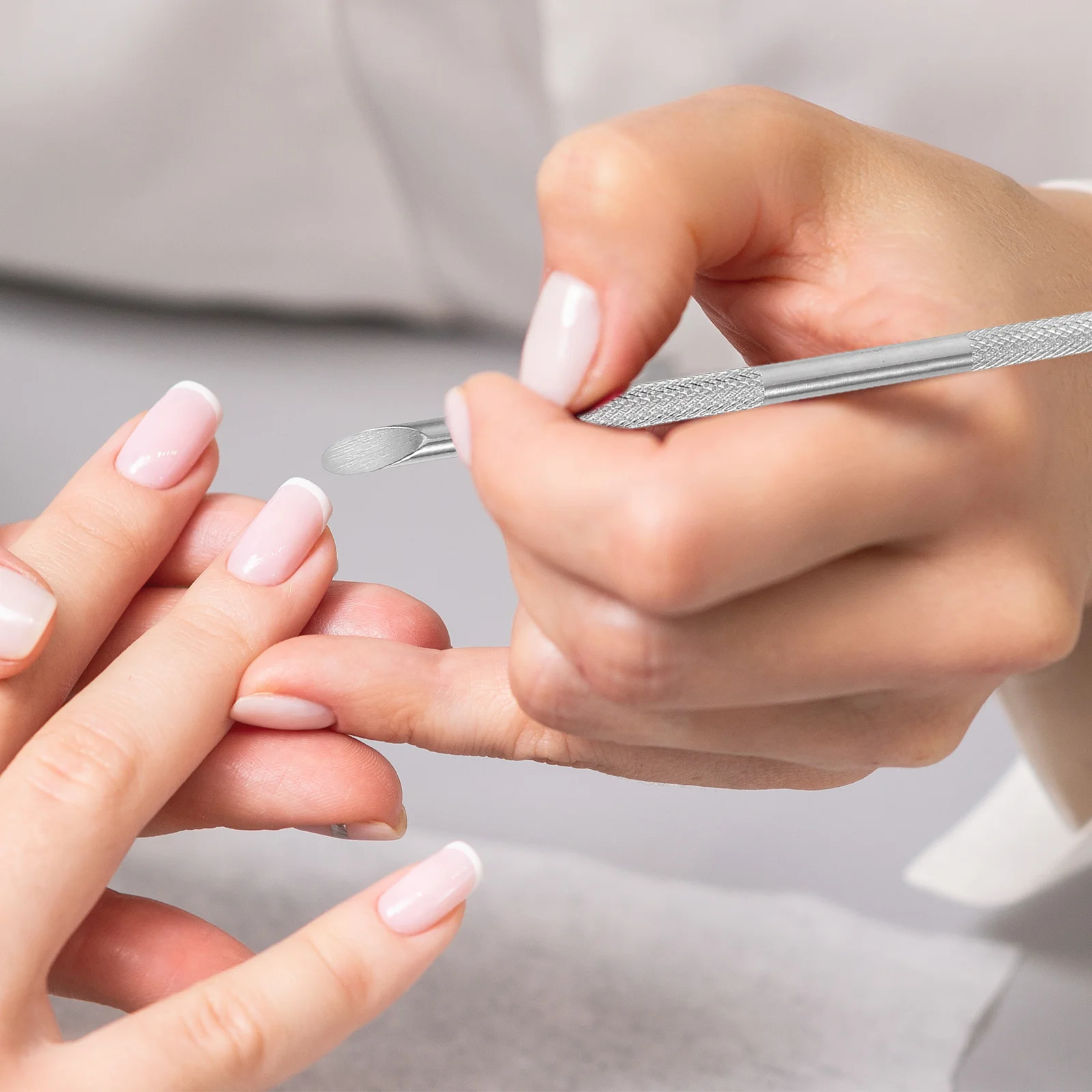 Ergonomische metalen nagelriemschuiver ronde schuine uiteinden voor manicure nagelverzorging anti-thuis salon nagelduwgereedschap