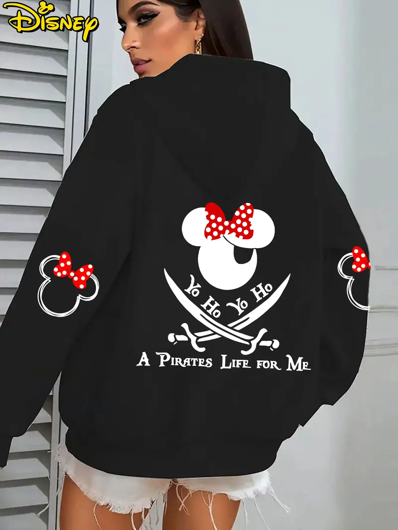 Felpa con cappuccio da pirata Minnie da donna Disney Felpa con cappuccio da pirata Minnie Mouse con spada morbida tasca a marsupio per uomo Donna Abbigliamento casual