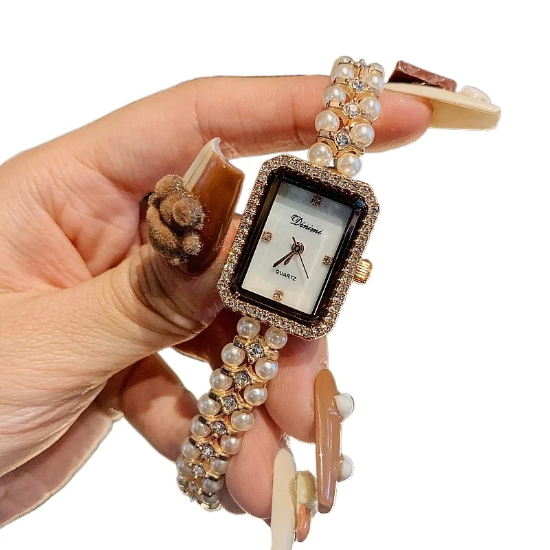 

Корейская версия квадратного жемчужного браслета с поверхностью ракушки, женские часы, женские модные часы с бриллиантами и темпераментом