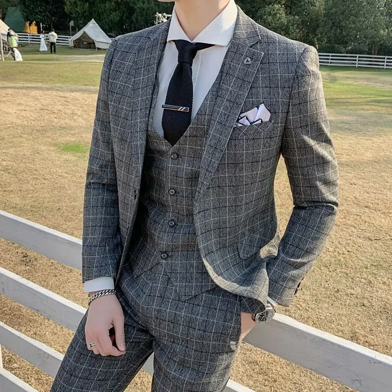 Conjunto de tres piezas A315 para hombre, traje pequeño ajustado versión coreana, atuendo formal profesional, mejor hombre, novio de negocios, boda