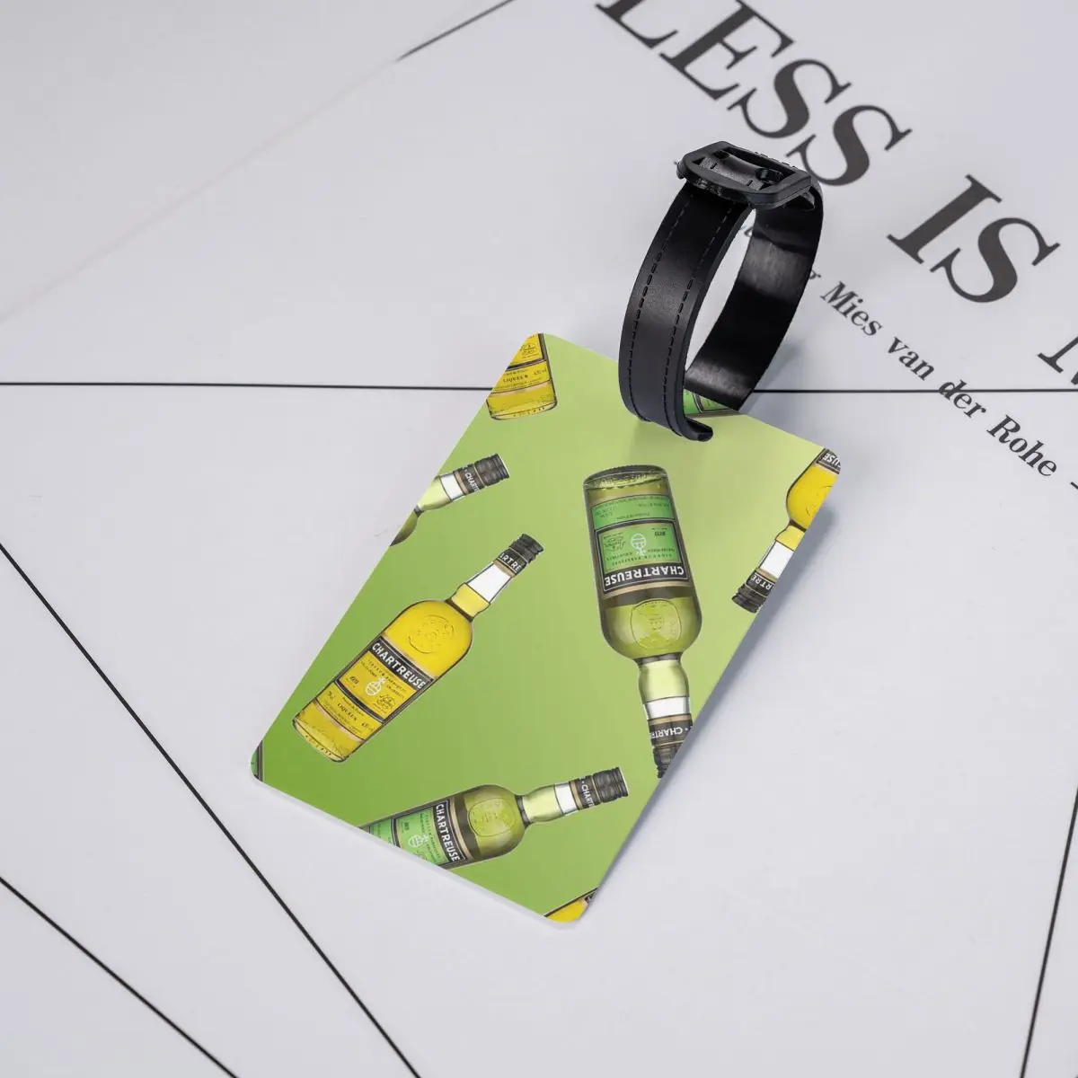 

Бирка для багажа с изображением зеленой бутылки Chartreuse, для путешествий, чемоданов, сумок, с местом для имени, адреса и идентификационной информации