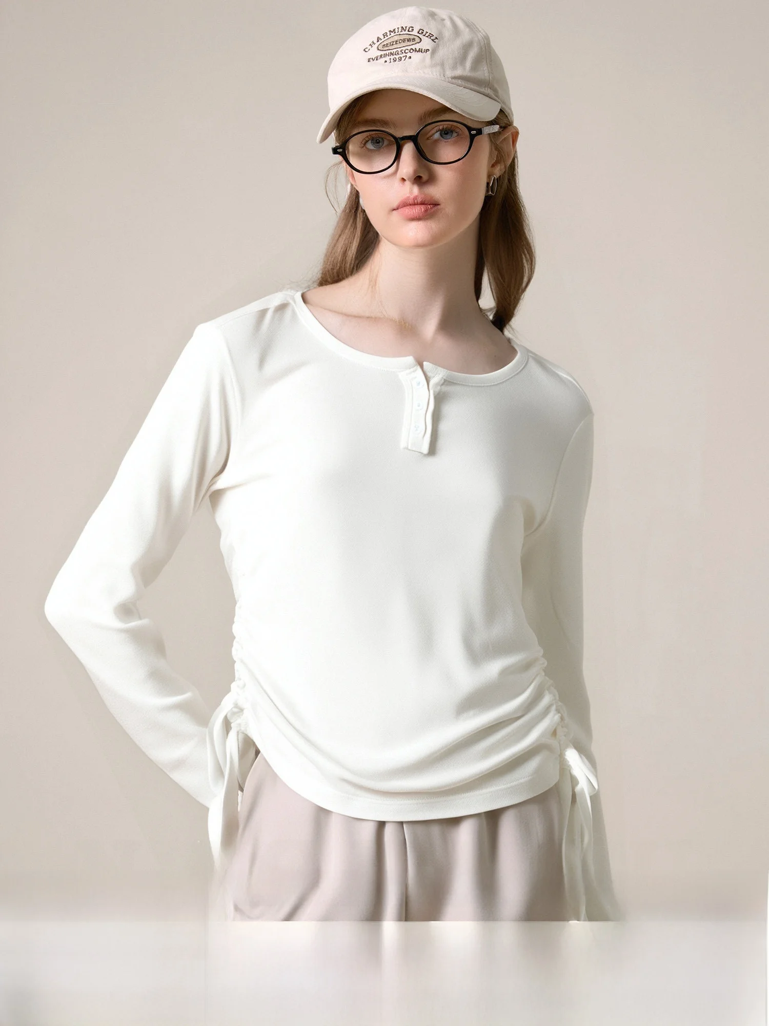 

Шелковая футболка с длинным рукавом, боковой шнуровкой и полуоткрытой передней частью, Pumpkin Valley Long Termism, новая весенняя коллекция, женский топ