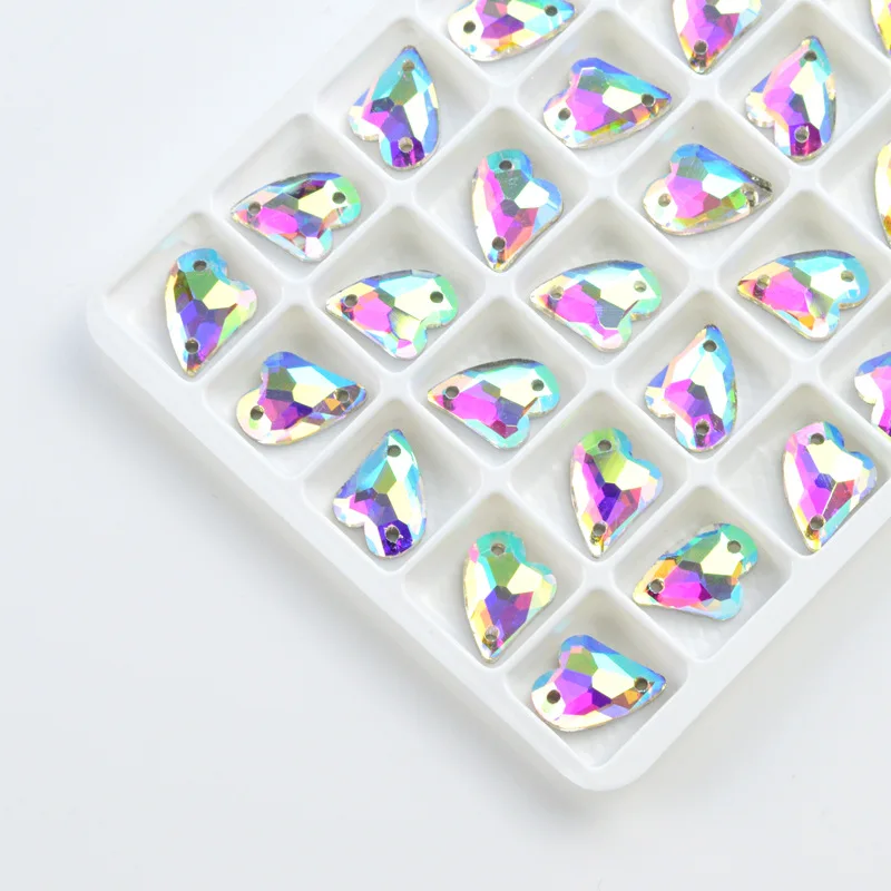 

Heart crystal glass double hole hand sewing drill DIY accessories suitable for clothing boots and bags, etc.