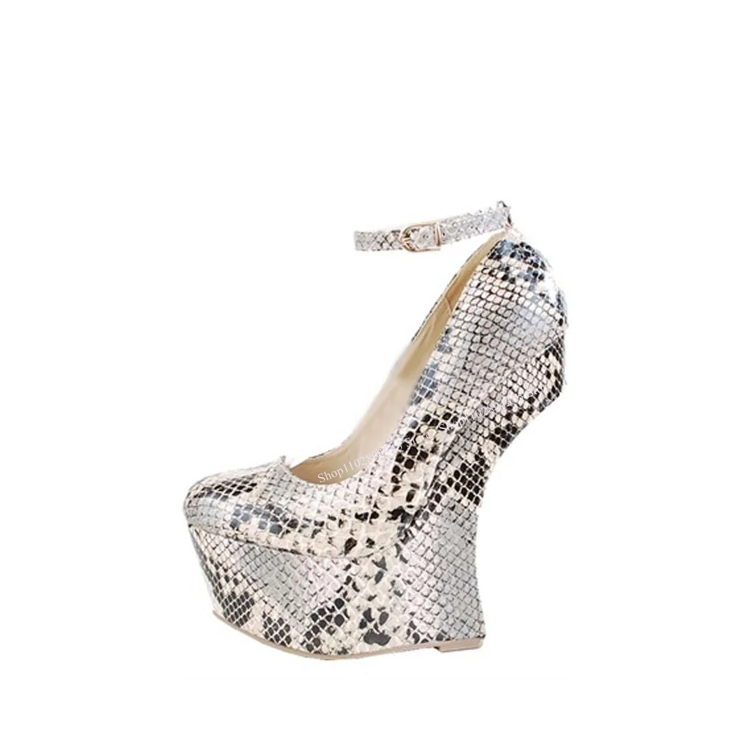 Silver Buckle Glitter Peep Toe Pumps piattaforma a cuneo ritagliata alla moda Sexy Cool Western Summer Woman Shoes Zapatillas Mujer