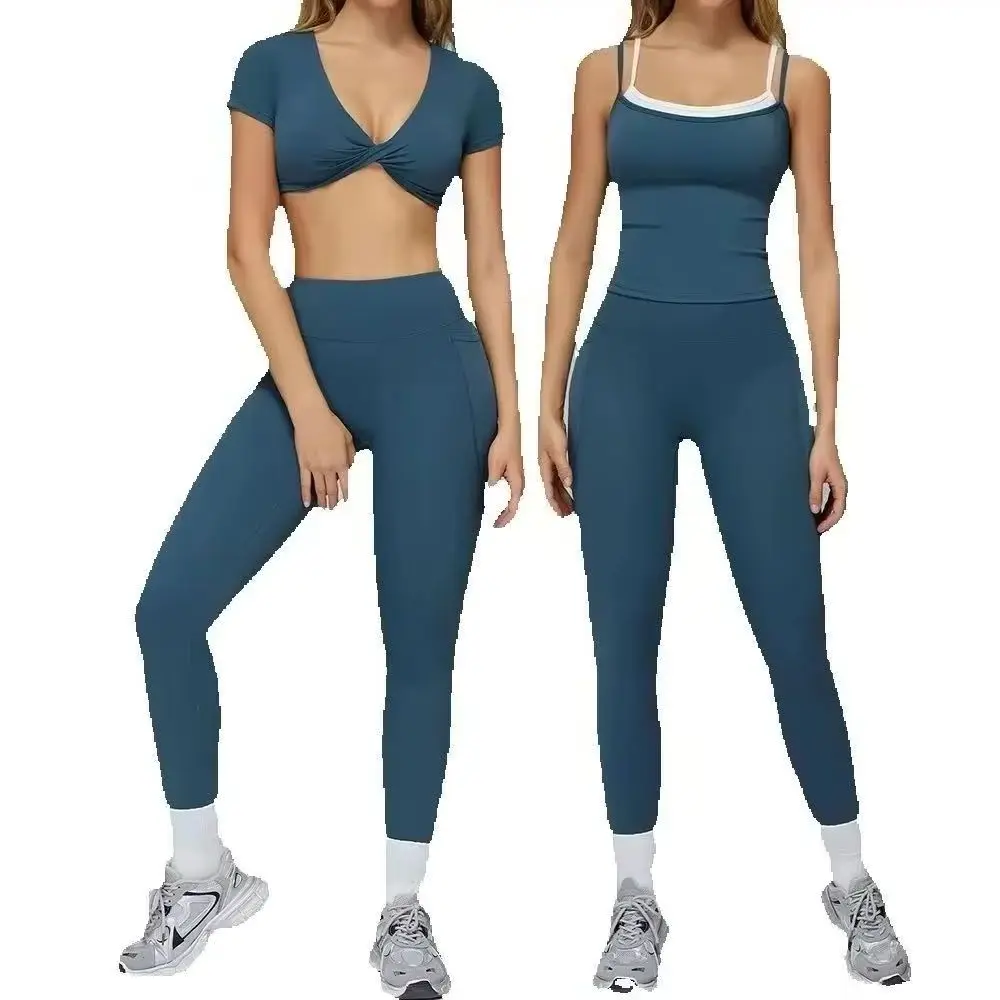 

2-Piece Gym Leggings Sports Set Women Quick-Drying Yoga Suit with Sexy Women Sandals Running and Yoga Training Clothing Gym Set