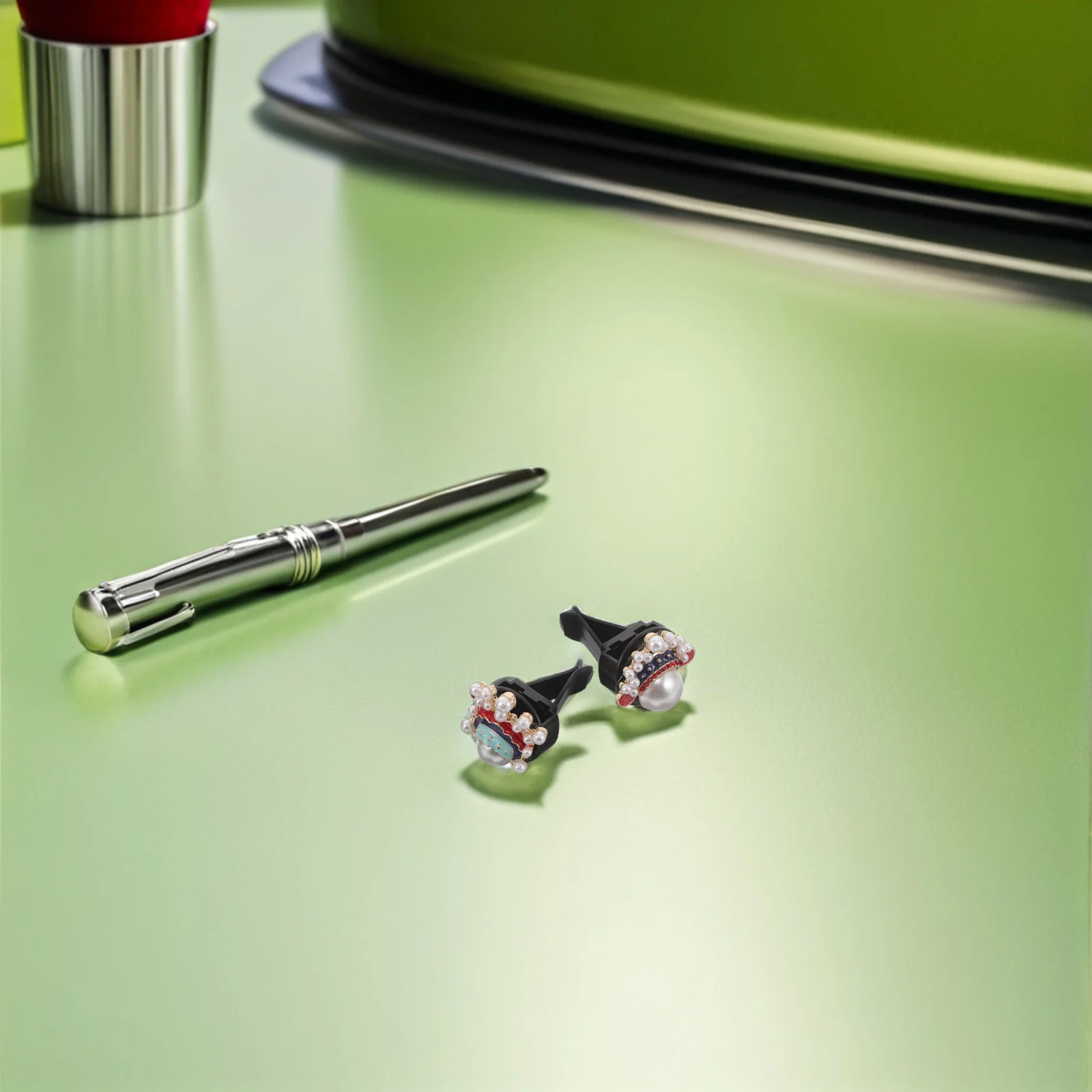 

1 Set Peking Opera Face Air Freshener Clips Car Vent Aromatherapy Diffuser With Traditional Chinese Art Design Refillable Car