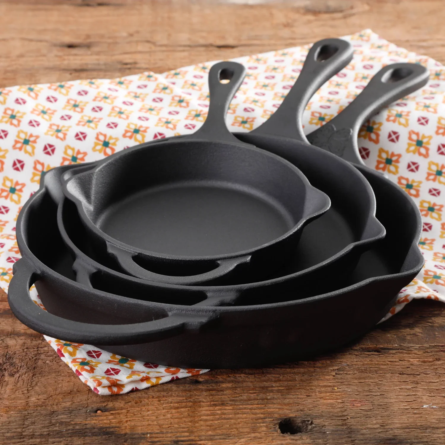 

Cast Iron Set, 3-Piece Fry Pans