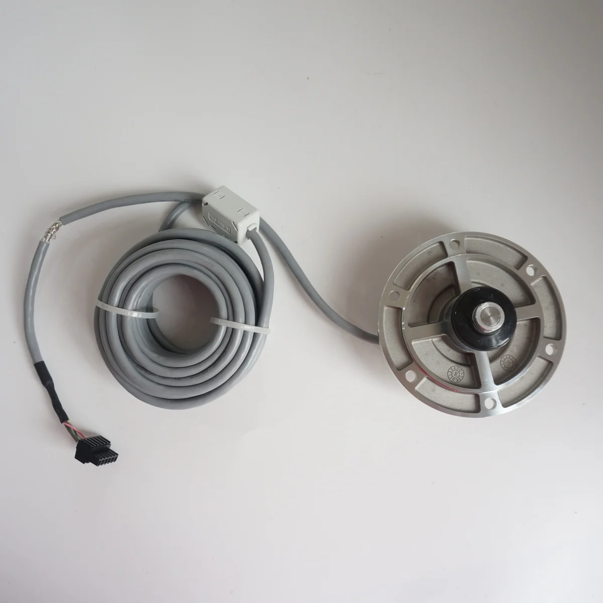 

Elevator Encoder Elevator spare parts lift parts KM950278G02 MX D37.3 L2=7000