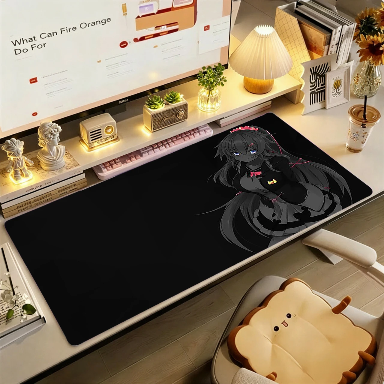 Gaming-Mauspad, große Schreibtischunterlage, rutschfest, genähte Kanten, Anime-Mädchen mit langen Haaren, einfarbiger schwarzer Druck, wasserdichte Matte für den Heimgebrauch