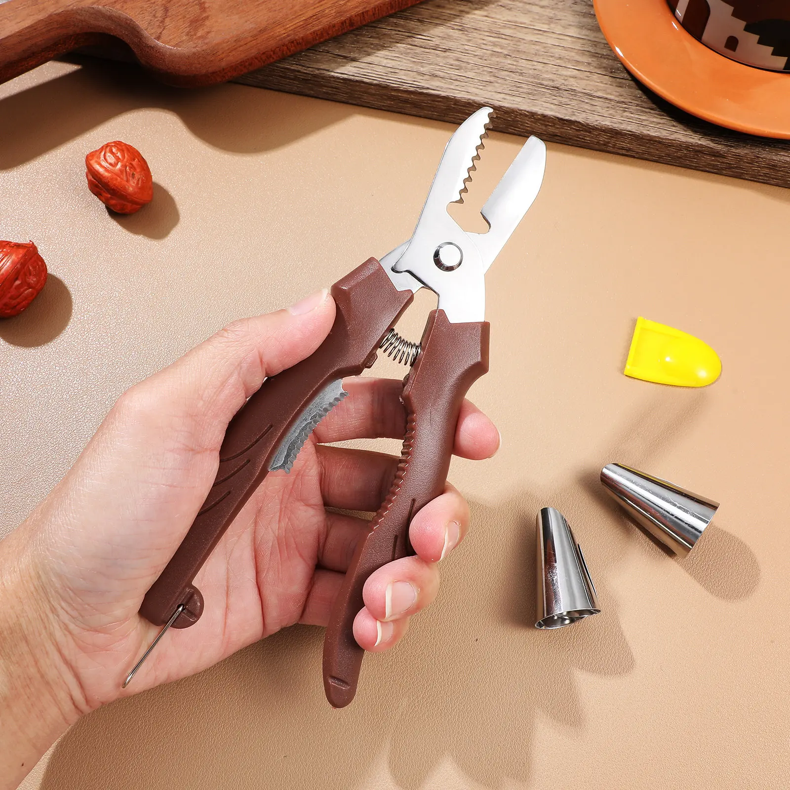 Herramienta para Abrir Castañas, Cascanueces de Metal, Abridor de Nueces Pecanas, Descascarador Manual de Nueces, Cortador de Castañas para Castañas y Nueces