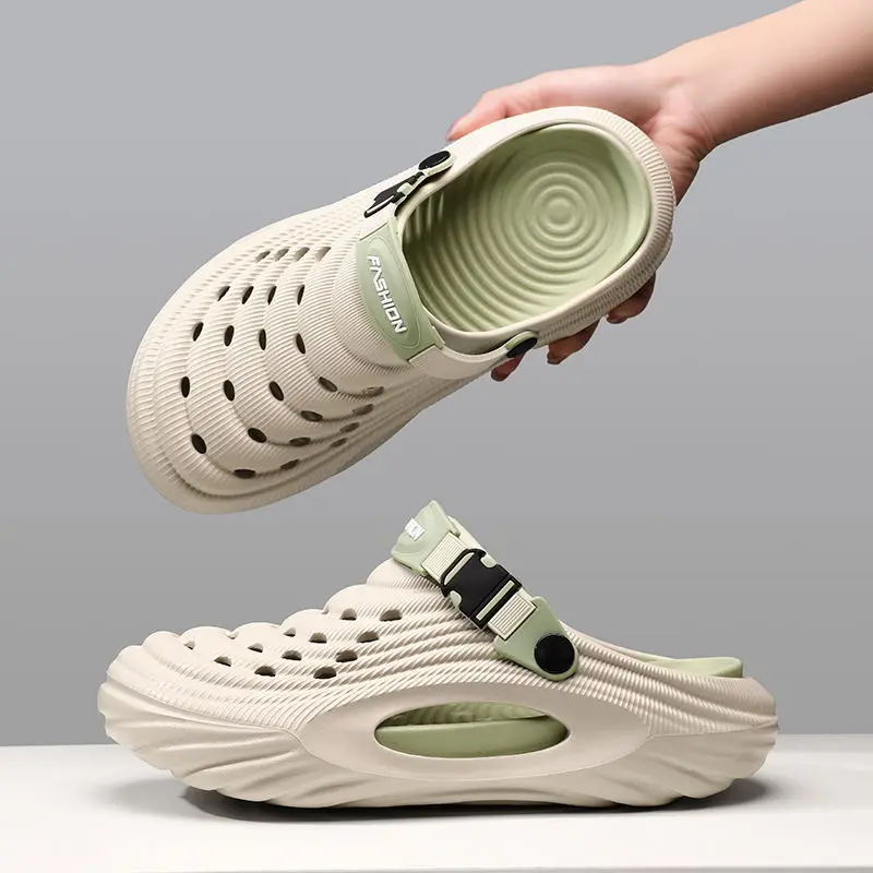 Summer New Trendy Soft Sole Unisex Clog Water Shoes Versatile Two Wear Closed Toe Casual Outdoor Beach Sandals Slippers