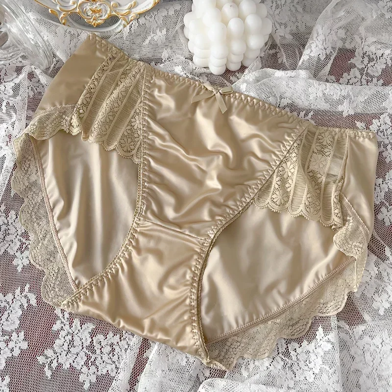 Elegant Women\'s Underwear: Satin Traceless Ice Silk Panties, Mid-Waist & Breathable - Enhanced with Sexy Allure in Sizes M-XXL