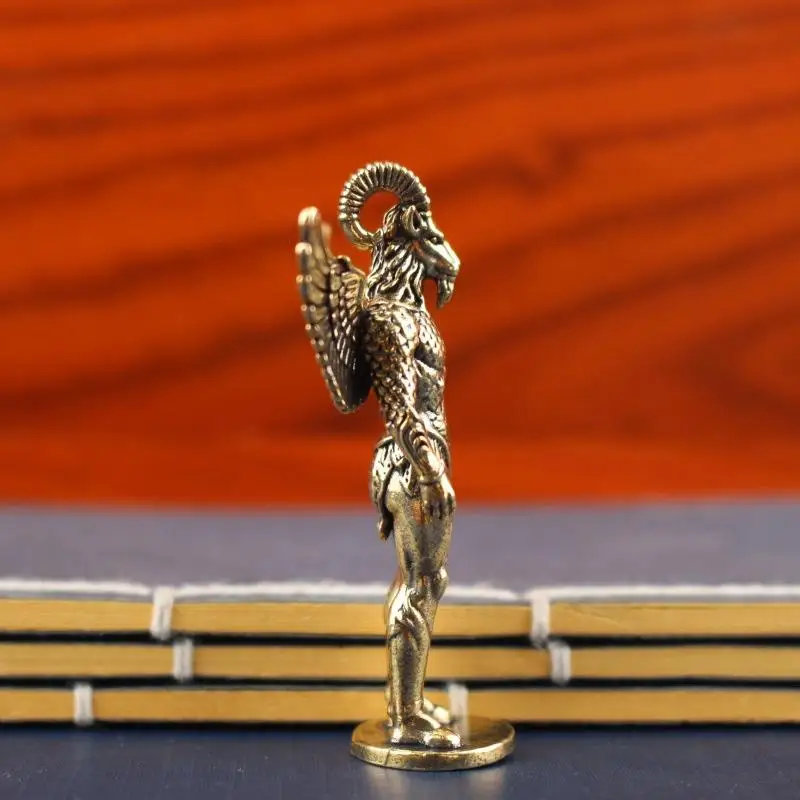 Messing-Dämonen-Schaf-Figur, Retro-Metallkunstwerk, Tischdekoration mit Engelschaf-Menschen-Gesicht, Kreatives Ornament, Tierskulptur – Detail 7