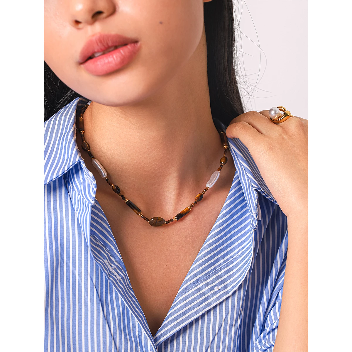 

Natural Stone Pearl Choker Necklace Gold Plated Stainless Steel Hypoallergenic French Style Commute Jewelry For Her