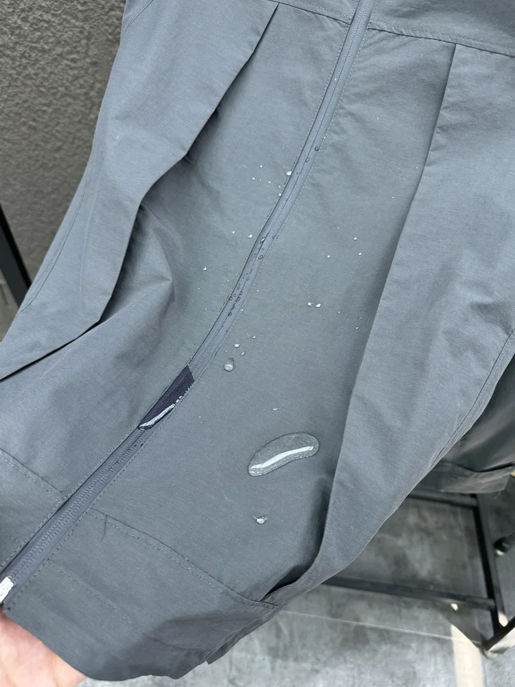 Svip الرجال في الهواء الطلق Softell Jaet معطف مقنع عادية Faionable الخريف مقاوم للماء الترفيه Sle الشباب الحضرية Faion