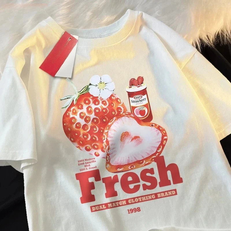

Retro American Fresh Short Sleeve Strawberry Printed Women T-shirt Comfortable Casual T-shirt Couple Round Neck Sweet Retro