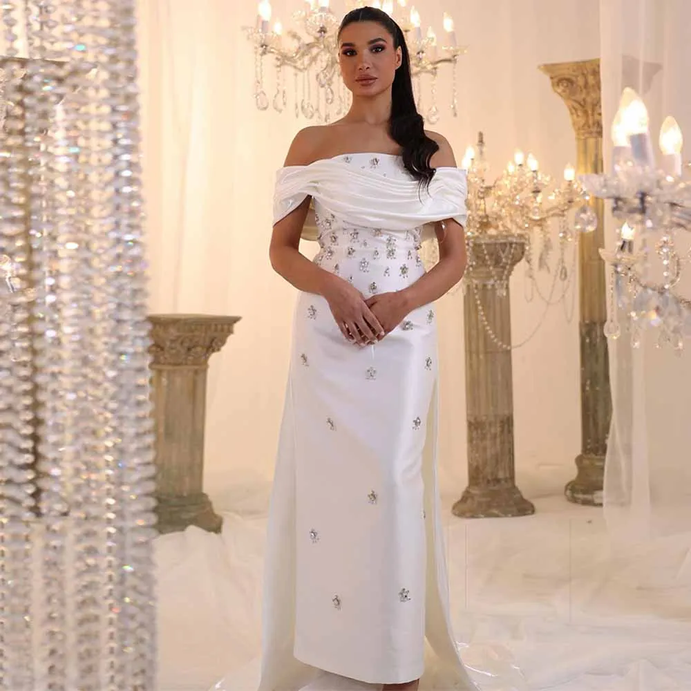

Dubai Celebrity Style Dresses Satin Sheath/Column Formal Evening Dress White Off-the-shoulder Rhinestones Pleat Cloak Prom Dress
