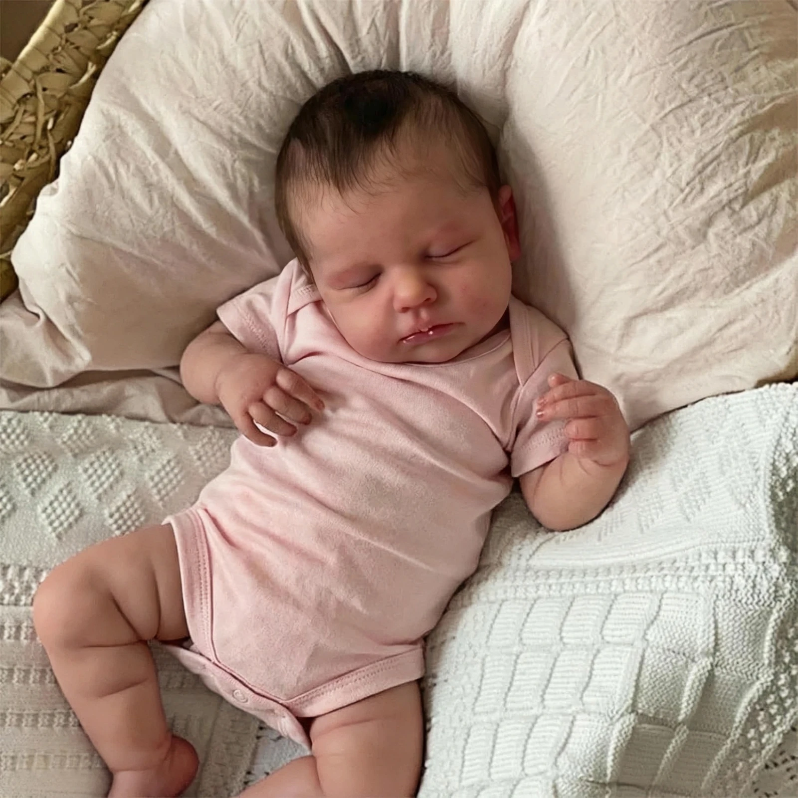 

Realistic 20 inch 50 cm painted reborn baby doll Loulou handmade 3D painted visible blood vessels BeBe doll birthday gift